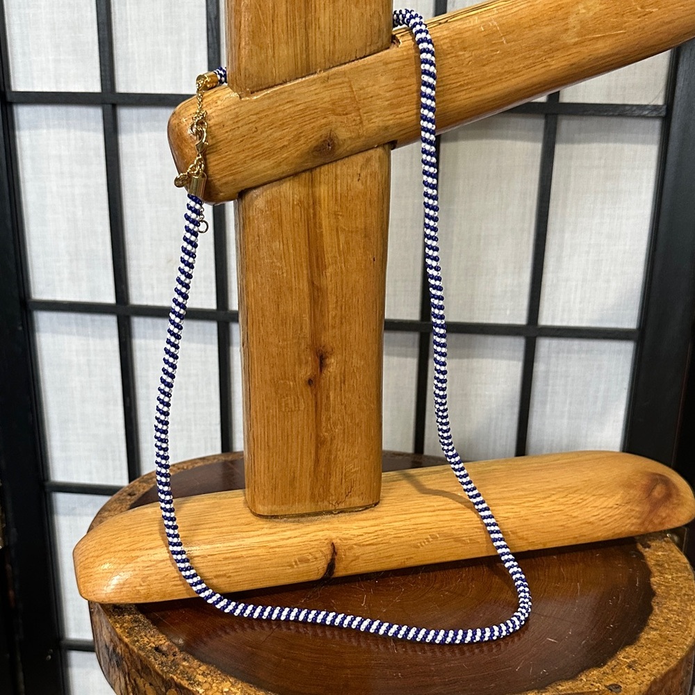 J. Crew Blue and White Glass Seed Bead Necklace Adjustable 🎁 Gift Wrapped